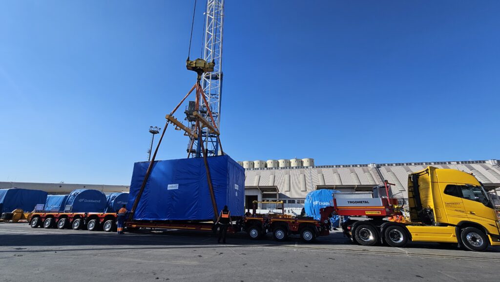 Neele-Vat Logistics d.o.o., a member of the XLProjects Network (XLP), handled nearly 1,000 tons and more than 3,300 CBM of various cargoes from Shanghai, China, via the Port of Koper, Slovenia, to a new factory site in Eastern Hungary, approximately 800 km from Koper.
