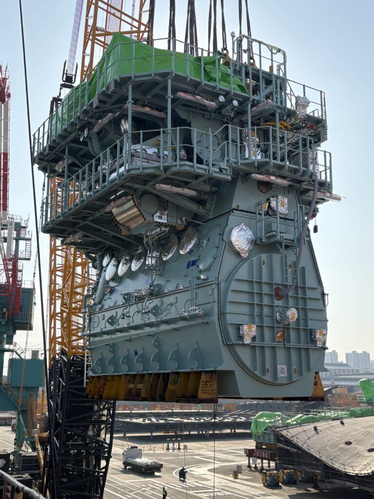 BTL Global Moves 490.629-Ton Ship Engine From South Korea to China
