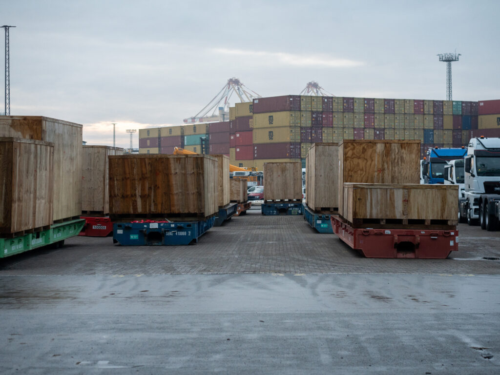 GR Global Projects Delivers 2,000 FRT Machinery From Germany to Utah