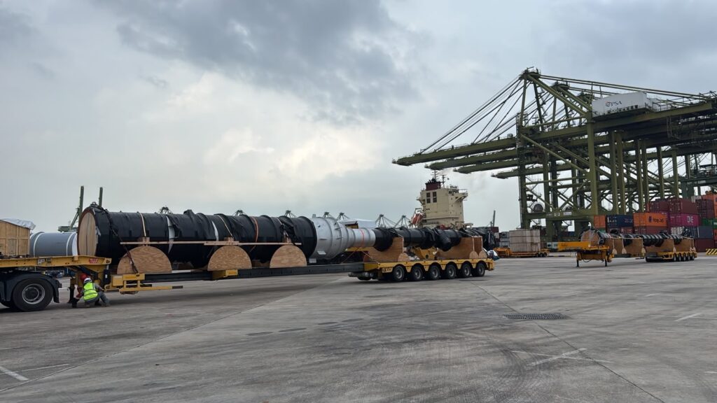Carriage Global Delivers 48-Hour Heavy Lift Success for Critical Project Cargo in Singapore