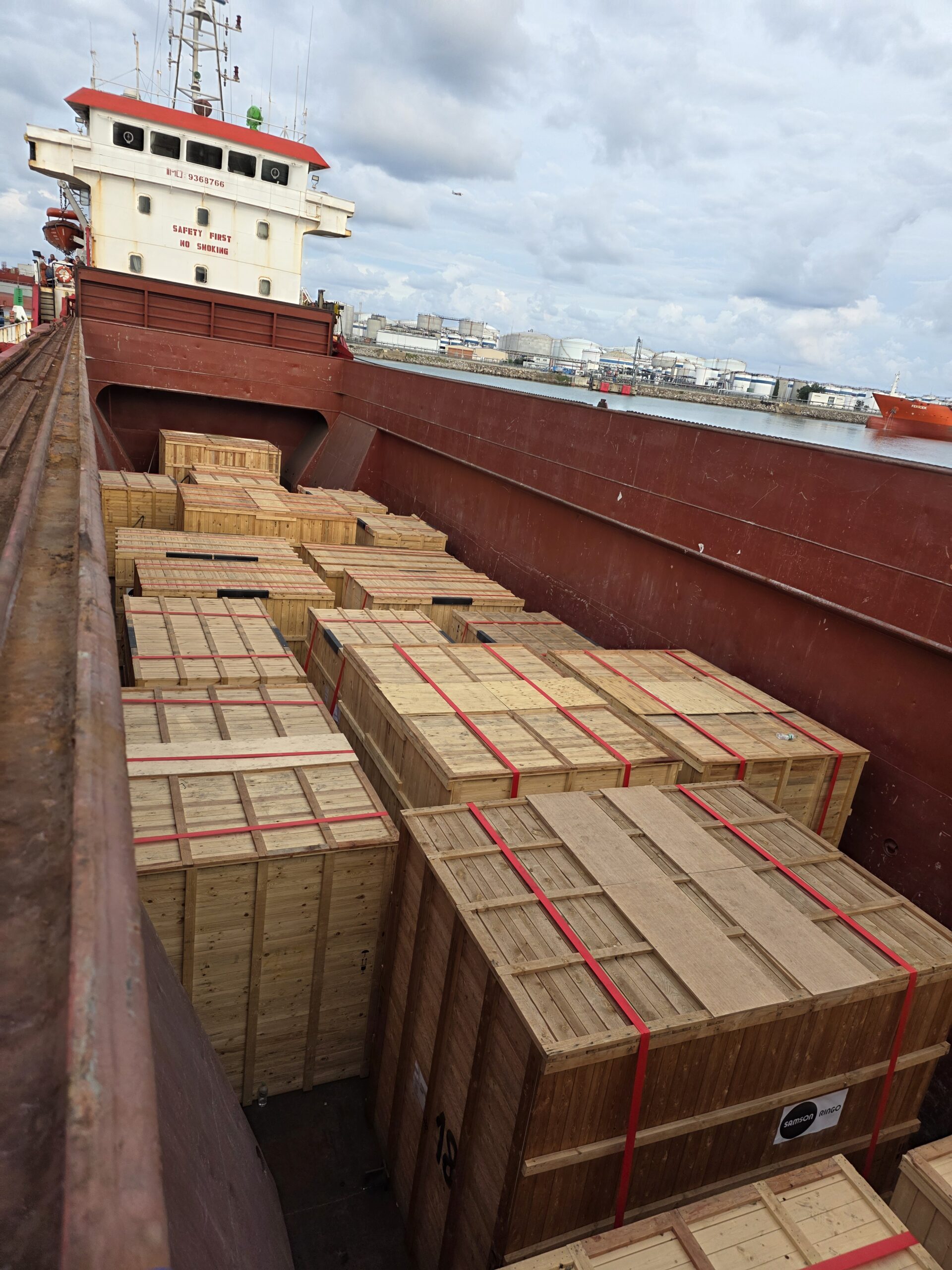 Mega Online Logistics Completes 465-Ton Coaster Charter from Barcelona to Turkey