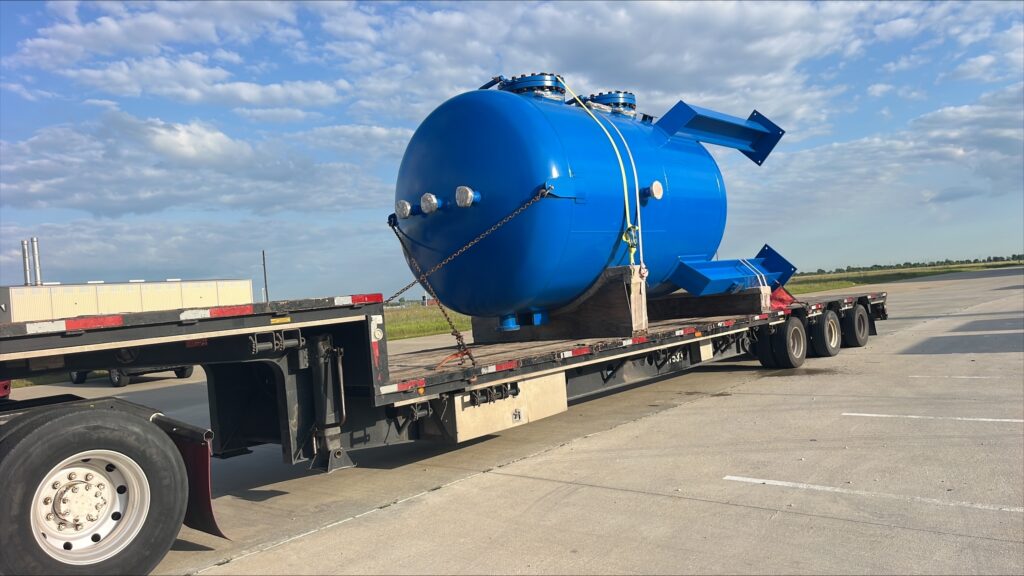 Balena Projects Coordinates 17.4-Ton Mixed Bed Tower Shipment from Texas to Iraq