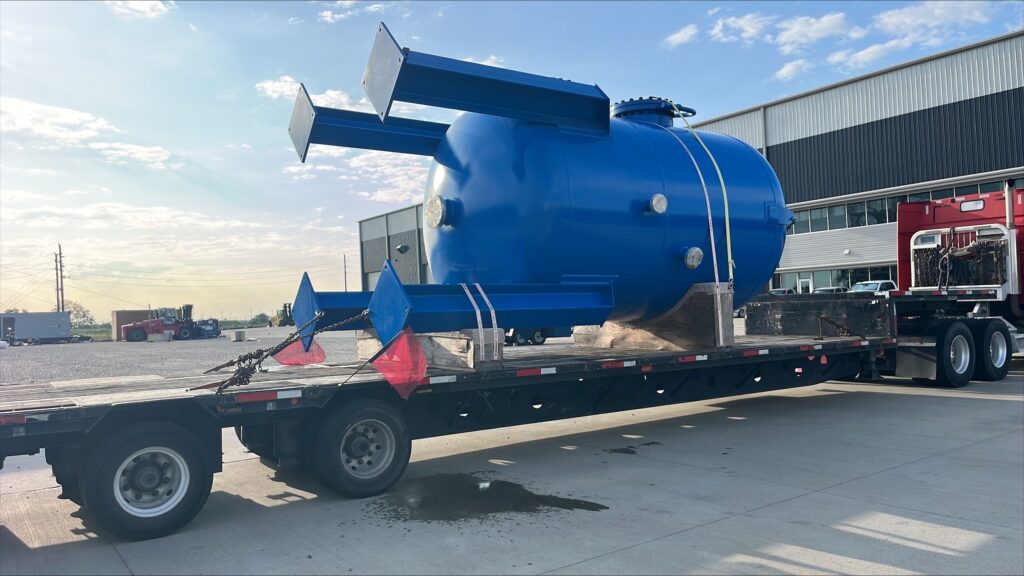 Balena Projects Coordinates 17.4-Ton Mixed Bed Tower Shipment from Texas to Iraq